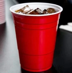 Merkloos Red Cups-50 Stuks-Party Cups-Americancups-Beerpong Bekers-Bierpong-Rood-Bierspel-Drankspel -Huishoudelijk Serviesgoed 1181x1200