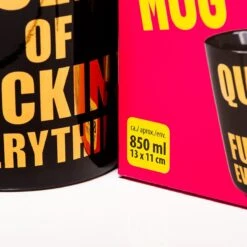 Out Of The Blue Queen Of Fucking Everything XL Mok -Huishoudelijk Serviesgoed 1200x1200 1113