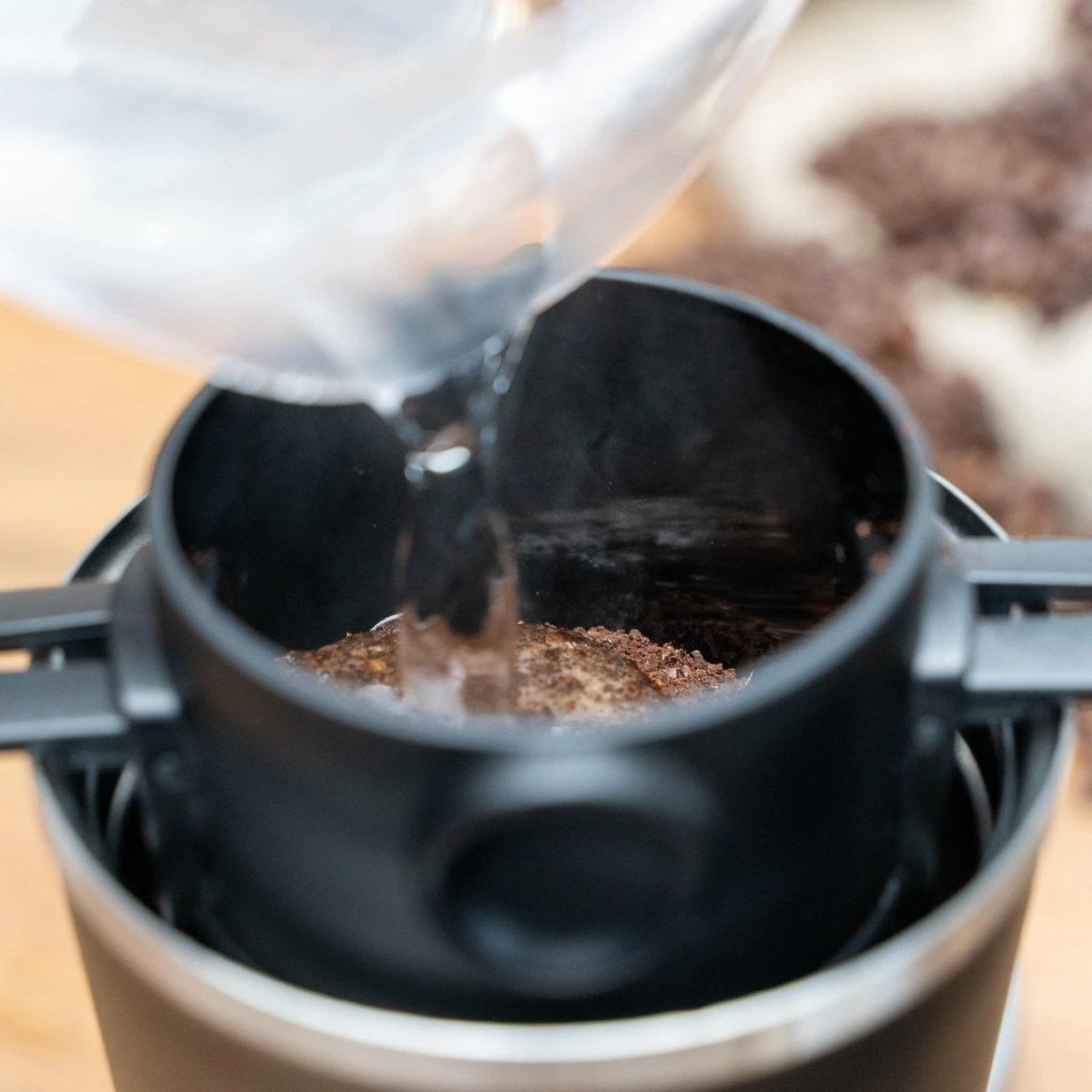 JOR Products® Thermobeker - Koffiezetapparaat - Koffiebonen - Thee - Koffiemachine - Thermoskan - Espressomachine - Reizen - Camping - Koffiefilterhouder 11 JOR Products® Thermobeker - Koffiezetapparaat - Koffiebonen - Thee - Koffiemachine - Thermoskan - Espressomachine - Reizen - Camping - Koffiefilterhouder - Afbeelding 11