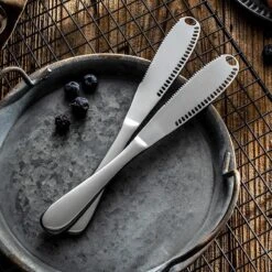 Merkloos Zilverkleurige 3-delige Botermessen Set - Roestvrijstaal - Messenset Voor De Boter - 3 X 20,8 X 1,6 Cm 11 Merkloos Zilverkleurige 3-delige Botermessen Set - Roestvrijstaal - Messenset Voor De Boter - 3 X 20,8 X 1,6 Cm -Huishoudelijk Serviesgoed 1200x1200 228