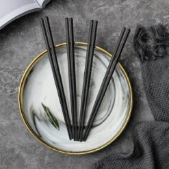 Alheco 6 Paar Koreaanse Chopsticks - Eetstokjes - Metaal / RVS - Zwart 7 Alheco 6 Paar Koreaanse Chopsticks - Eetstokjes - Metaal / RVS - Zwart -Huishoudelijk Serviesgoed 1200x1200 376