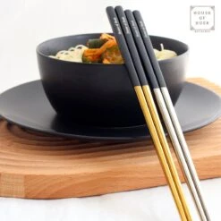 House Of Husk Chopsticks Set - Koreaanse Eetstokjes - Vaatwasserbestendig - RVS - 5 Paar - Duo Tone - Zwart Zilver -Huishoudelijk Serviesgoed 1200x1200 386