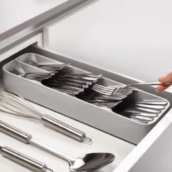 Joseph Joseph Bestekbak - 8-vaks - Sorteervakken -Huishoudelijk Serviesgoed 1200x1200 430
