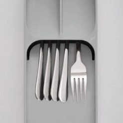 Joseph Joseph Bestekbak - 8-vaks - Sorteervakken -Huishoudelijk Serviesgoed 1200x1200 431