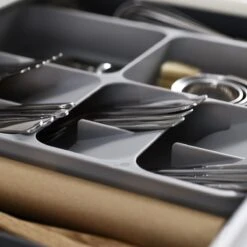 Joseph Joseph Bestek Organizer Uitschuifbaar - Grijs - Sorteervakken & Uitschuifbaar 20 Joseph Joseph Bestek Organizer Uitschuifbaar - Grijs - Sorteervakken & Uitschuifbaar -Huishoudelijk Serviesgoed 1200x1200 450