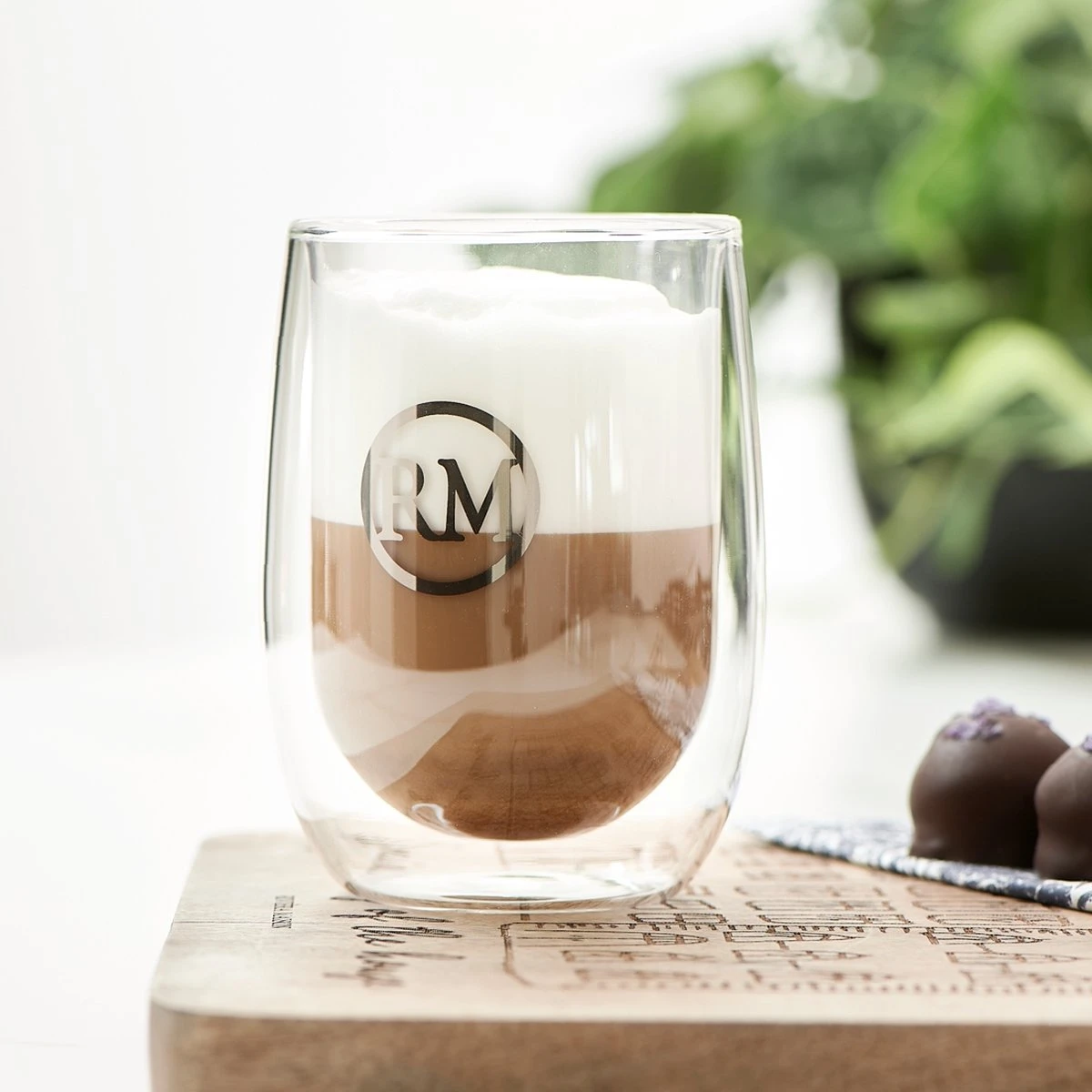Riviera Maison Dubbelwandig Theeglas, Koffieglas Met RM Logo - Love RM Double Wall Glass - Transparant - Glas - Maat M - 250 Ml 2 Riviera Maison Dubbelwandig Theeglas, Koffieglas Met RM Logo - Love RM Double Wall Glass - Transparant - Glas - Maat M - 250 Ml - Afbeelding 2
