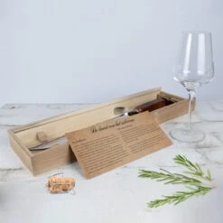 Dymund® Sabreer Sabel - RVS - Professioneel Champagnesabel - Incl. Bewaardoos - 44,5 Cm -Huishoudelijk Serviesgoed 1200x1200 64