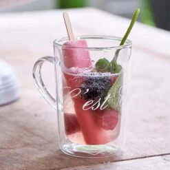 Riviera Maison Dubbelwandig Theeglas, Koffieglas Met Tekst - C'est Chaud Mug - Transparant - Glas 270 Ml - 1 Stuk -Huishoudelijk Serviesgoed 1200x1200 911