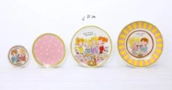 Blond Amsterdam Bord Even Bijkletsen - Girls - Ø 26 Cm -Huishoudelijk Serviesgoed 1200x627 6