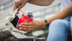 Sareva Muesli Beker - Met Lepel - Yoghurt 2 Go - Rood -Huishoudelijk Serviesgoed 1200x675 6