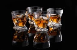 VDN Edam Whiskey Glazen Set Handgeblazen - 4 Whiskeyglazen – Tumbler - Loodvrij Kristal Glas 19 VDN Edam Whiskey Glazen Set Handgeblazen - 4 Whiskeyglazen – Tumbler - Loodvrij Kristal Glas -Huishoudelijk Serviesgoed 1200x788