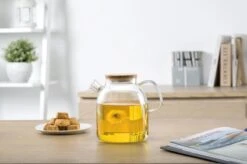 S091 Glazen Theepot Met Bamboedeksel - 1600 Ml - Samadoyo -Huishoudelijk Serviesgoed 1200x799 105