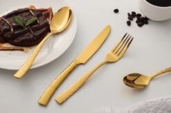 Bestekset - Bestek Goud Gehamerd -24 Delig-Zwitsers Kwaliteit-Complete Set-100% Roestvrijstaal-Gehamerd Gold 24k-Goud 24K -Huishoudelijk Serviesgoed 1200x799 13