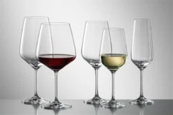 Schott Zwiesel Taste Witte Wijnglas - 0.36 Ltr - 6 Stuks 17 Schott Zwiesel Taste Witte Wijnglas - 0.36 Ltr - 6 Stuks -Huishoudelijk Serviesgoed 1200x800 54