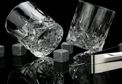 Olvy Whiskey Set Met 2 Whiskey Glazen En 8 Whiskey Stones - Incl. Opbergzakje, Onderzetters En Tang - Cadeauset - Luxe Whisky Set - Whiskey Glazen - Gift Set -Huishoudelijk Serviesgoed 1200x830 3