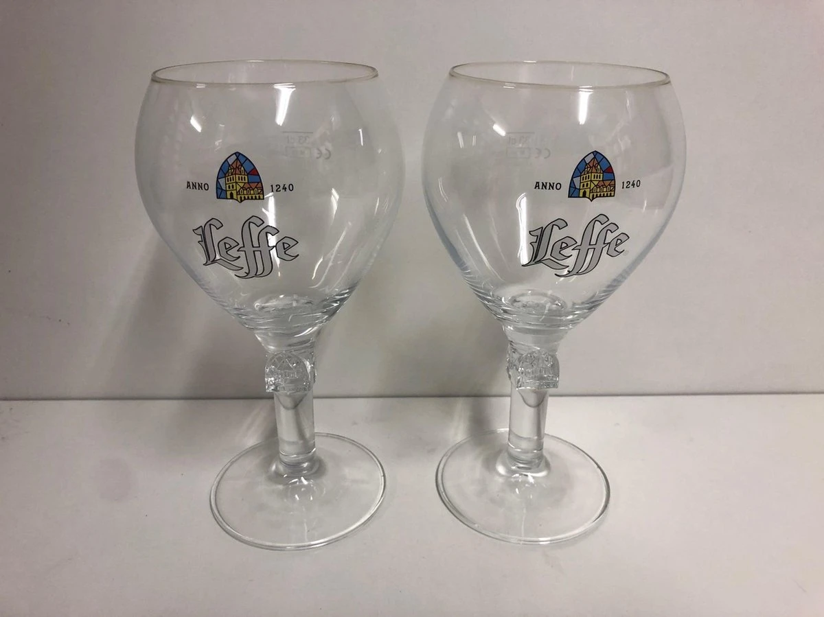 Leffe Bierglazen - 2 Stuks - Nieuwe Editie - Speciaalbier 1 Leffe Bierglazen - 2 Stuks - Nieuwe Editie - Speciaalbier