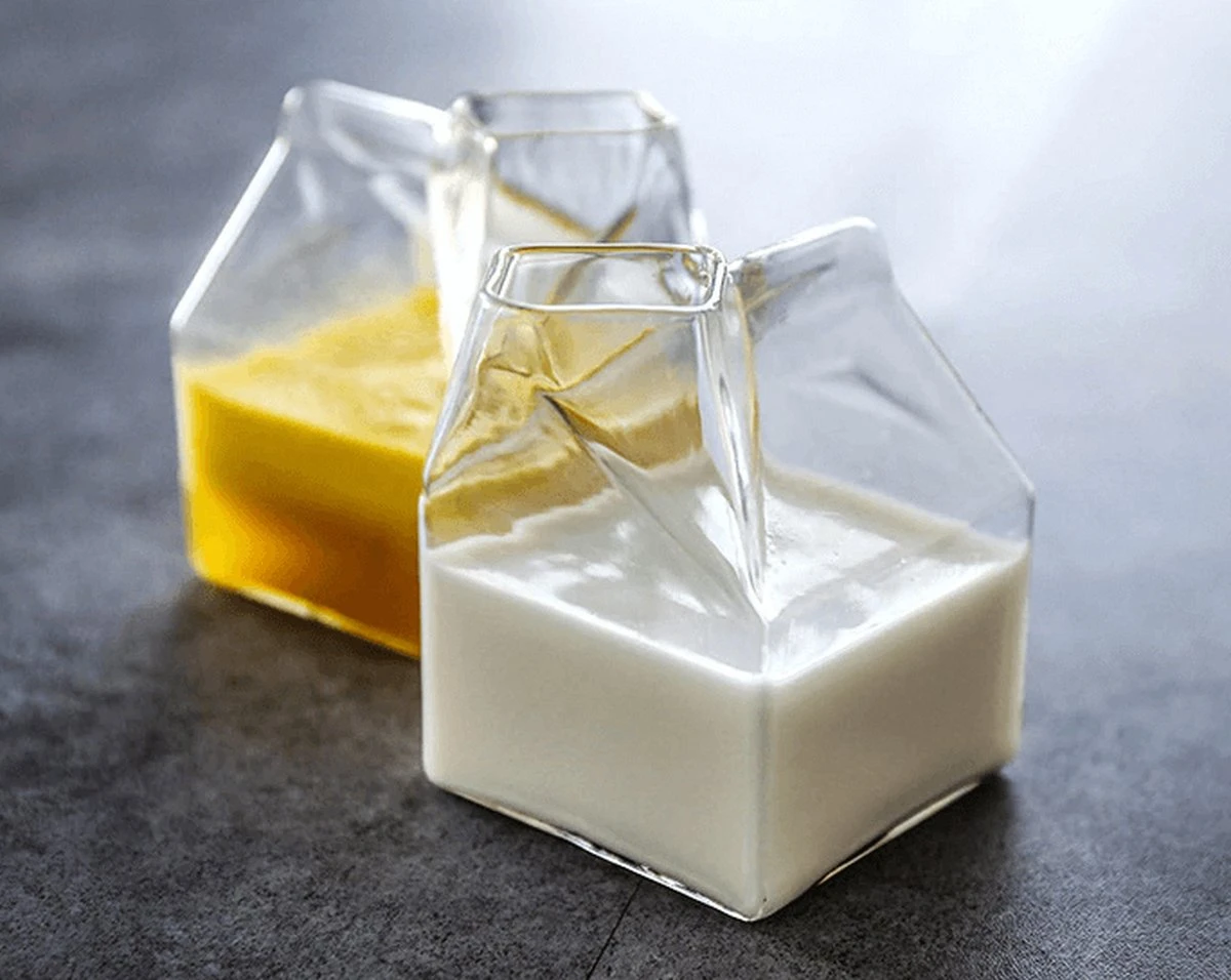 Glazen Melkkan In De Vorm Van Een Melkpak - 0,35l 2 Glazen Melkkan In De Vorm Van Een Melkpak - 0,35l - Afbeelding 2