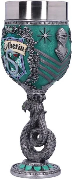 Nemesis Now - Harry Potter - Slytherin - Wijnkelk - Blauw - 19.5cm 15 Nemesis Now - Harry Potter - Slytherin - Wijnkelk - Blauw - 19.5cm -Huishoudelijk Serviesgoed 485x1200