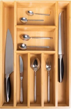 Coninx Bestekbak Bamboe 31CM Breed - Besteklade - Opbergbak - Duurzaam - Voor Laden Vanaf 47cm Diep 10 Coninx Bestekbak Bamboe 31CM Breed - Besteklade - Opbergbak - Duurzaam - Voor Laden Vanaf 47cm Diep -Huishoudelijk Serviesgoed 784x1200