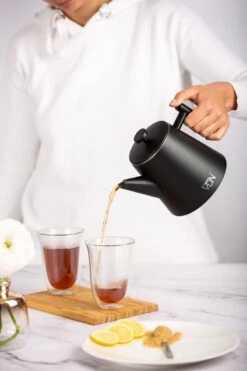 VDN RVS Theepot Dubbelwandig Met Filter - Zwarte Theekan 1 Liter - 902 -Huishoudelijk Serviesgoed 800x1200 73