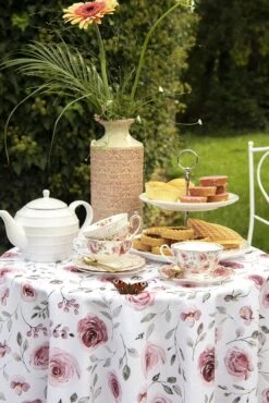 Clayre & Eef Kop En Schotel 200 Ml Roze Wit Porselein Rond Bloemen Servies Cadeau Voor Haar Cappuccino -Huishoudelijk Serviesgoed 801x1200 19