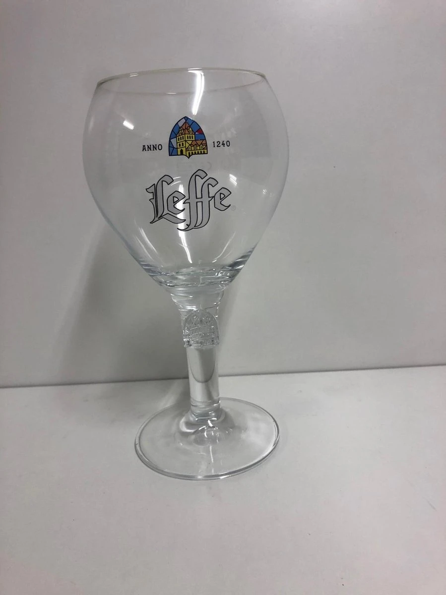 Leffe Bierglas - 33cl (Set Van 3) - Origineel Glas Van De Brouwerij - Glas Op Voet - Nieuw 1 Leffe Bierglas - 33cl (Set Van 3) - Origineel Glas Van De Brouwerij - Glas Op Voet - Nieuw