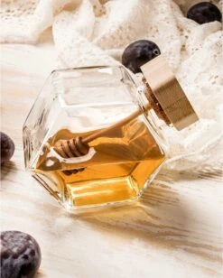 Merkloos Honingpot Met Lepel – Glazen Honingpot – Honingpot – Honing – Honinglepel – Inhoud 250ml – Afmetingen 11 X 9.5 X 5 Cm